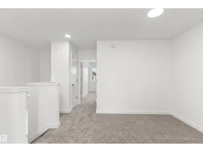 593 177 AV NE photo 21