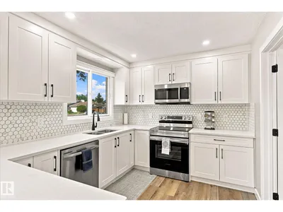 4235 147 ST NW photo 12