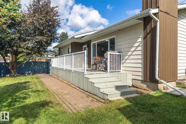 4235 147 ST NW photo 2