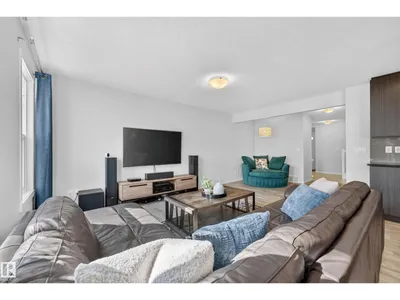 3519 8 ST NW photo 12