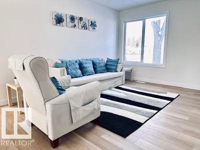 4845 115 AV NW photo 22
