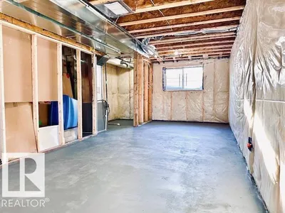 4845 115 AV NW photo 37