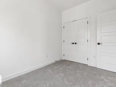 11336 130 ST NW photo 22