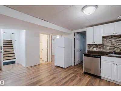 11934 87 ST NW photo 31