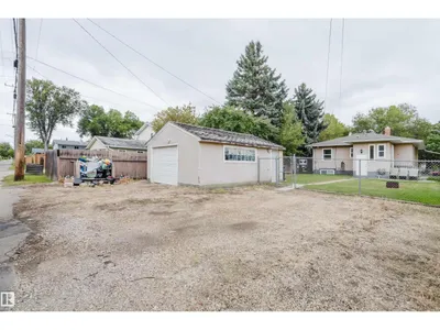 11934 87 ST NW photo 56