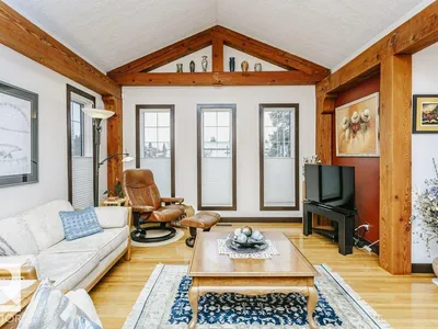 15634 81 AV NW photo 6