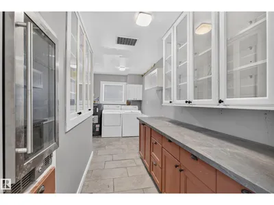11603 72 AV NW photo 17