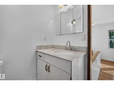 11603 72 AV NW photo 34