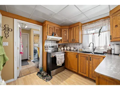 5 WESTWOOD PL photo 18