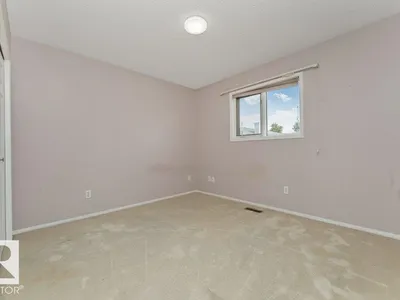 4908 43 AV NW photo 34