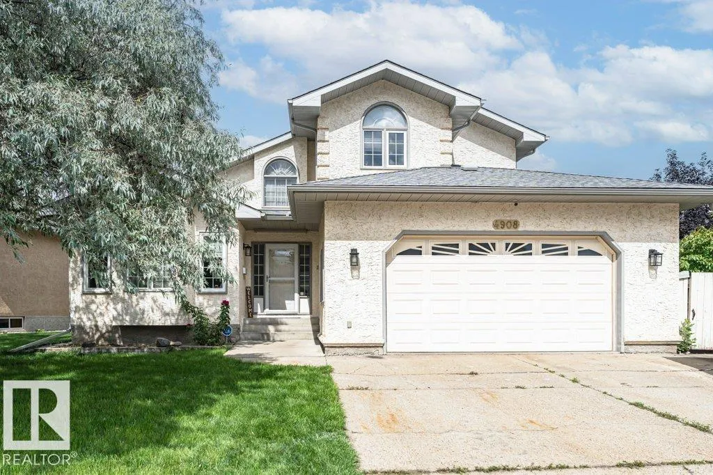 4908 43 AV NW exterior