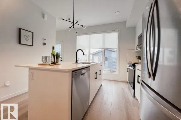 7446 KLAPSTEIN CR SW photo 2