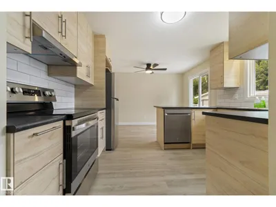 14715 62 ST NW photo 11