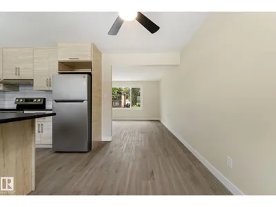 14715 62 ST NW photo 17