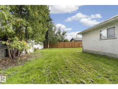 14715 62 ST NW photo 55