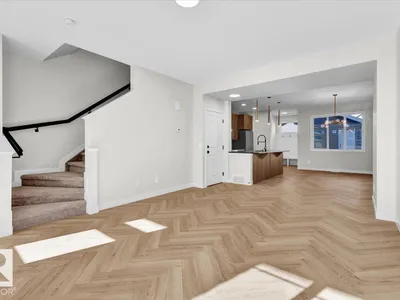 2213 Crossbill LI NW photo 9