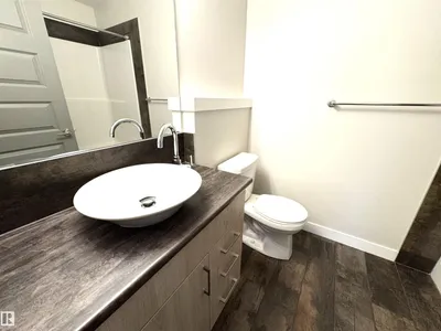 12046 89 ST NW photo 20