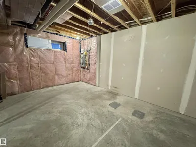 12046 89 ST NW photo 35