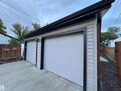 12046 89 ST NW photo 39