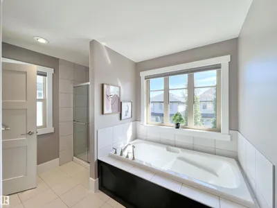 1330 AINSLIE WD SW photo 33