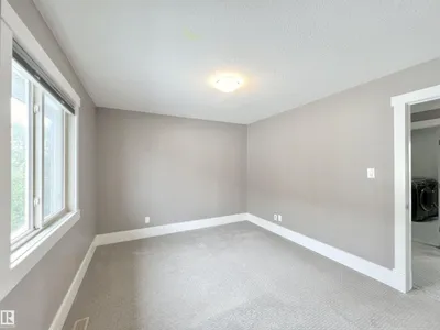 1330 AINSLIE WD SW photo 39