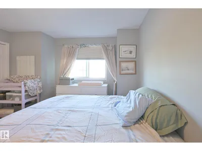 8127 7 AV SW photo 20