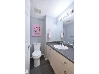 8127 7 AV SW photo 23
