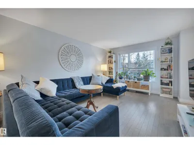 11234 105 ST NW photo 5