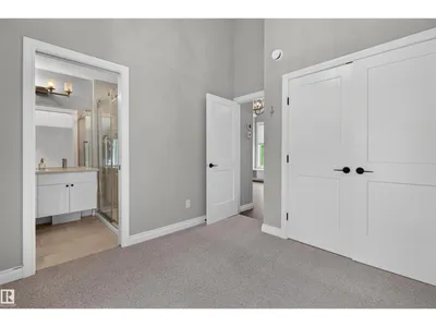 11212 75 AV NW photo 13