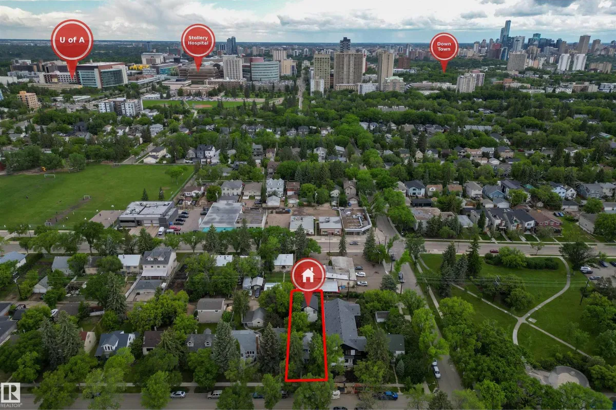 11212 75 AV NW exterior