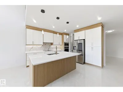 5411 64 ST photo 17