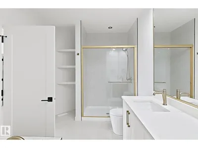5411 64 ST photo 36