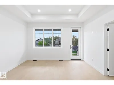 5411 64 ST photo 40