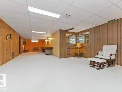11415 56 AV NW photo 37