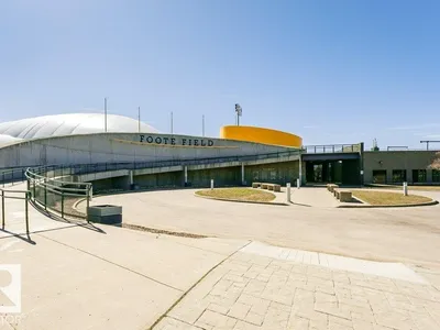 11415 56 AV NW photo 57