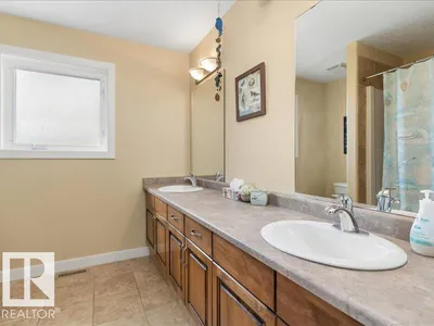 496 RAVINE CO photo 33