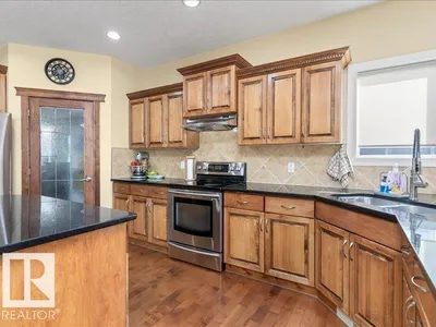496 RAVINE CO photo 9