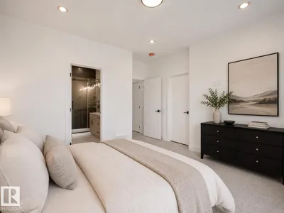 13843 110A AV NW photo 14