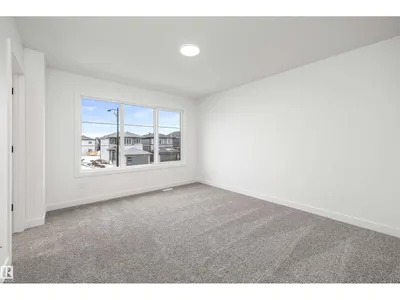 8724 183 AV NW photo 35