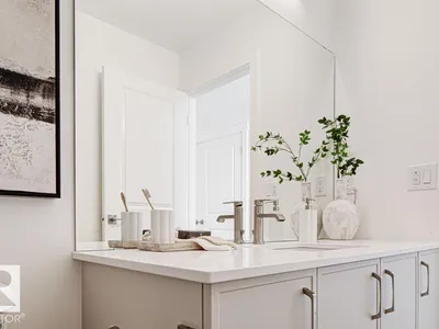 21139 21 AV NW photo 44