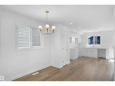 936 19 AV NW photo 13