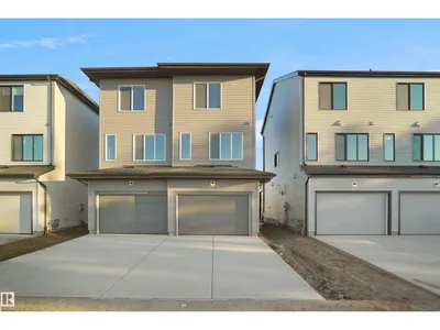 938 19 AV NW photo 29