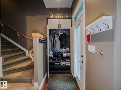 8306 108 ST NW photo 8