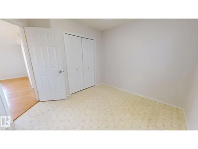 7936 3 AV SW photo 13