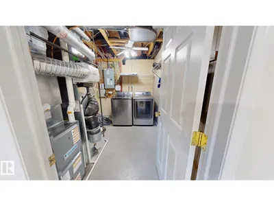 7936 3 AV SW photo 28