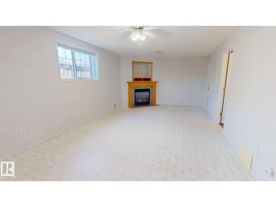 7936 3 AV SW photo 19
