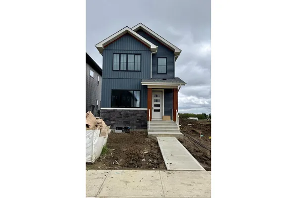 18639 130 ST NW photo 2