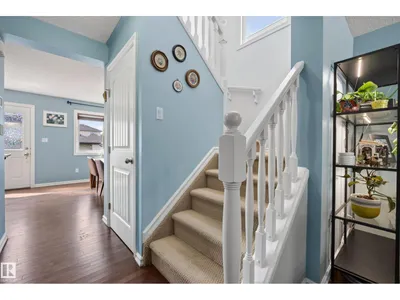 3003 20 AV NW photo 26