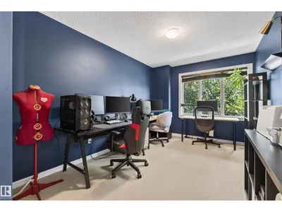 3003 20 AV NW photo 31