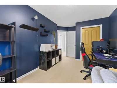 3003 20 AV NW photo 32